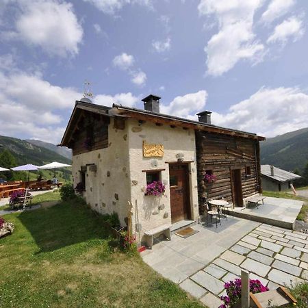 Mountain Chalet Scoiattolo By Livigno Accomodation Extérieur photo